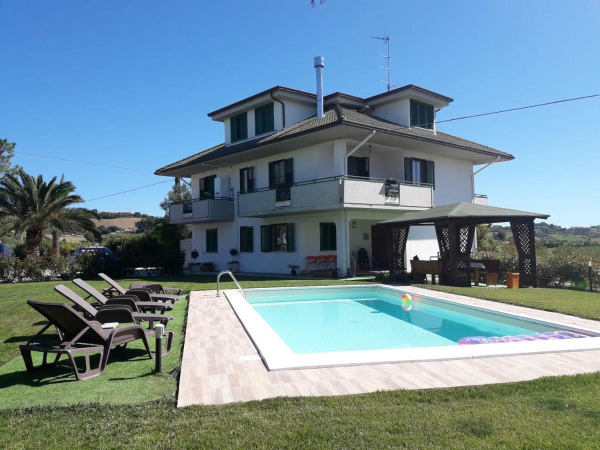 Gli Orti Di San Giacomo Bed & Breakfast Monteprandone Dış mekan fotoğraf