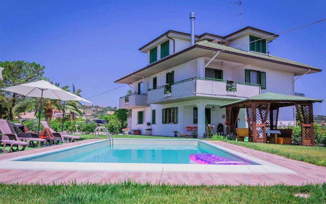Gli Orti Di San Giacomo Bed & Breakfast Monteprandone Dış mekan fotoğraf